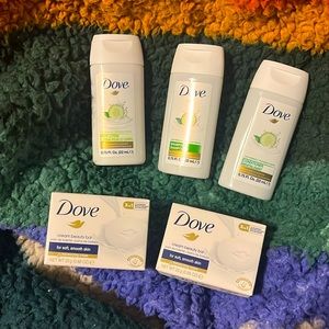 Dove Mini Toiletry Set